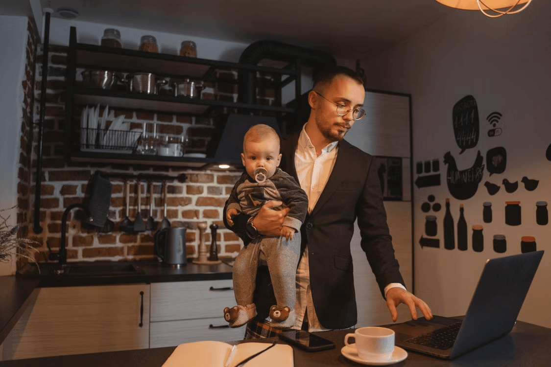 Des outils intelligents pour les parents entrepreneurs modernes
